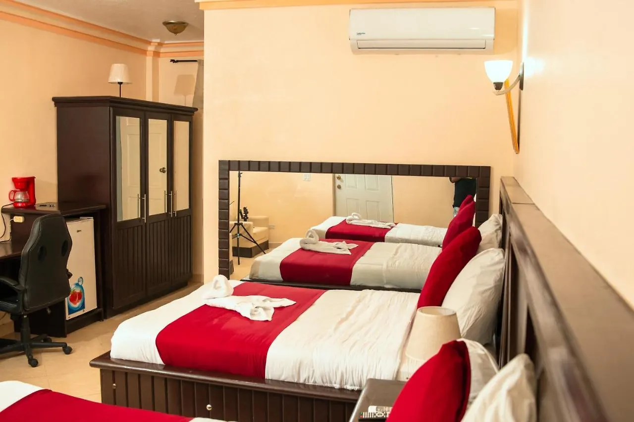 La Pepiniere Hotel Petionville